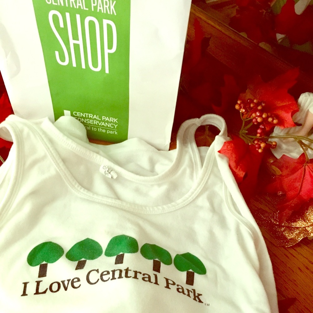 NYC CENTRAL PARK TANK TOP WOMENS SZ S